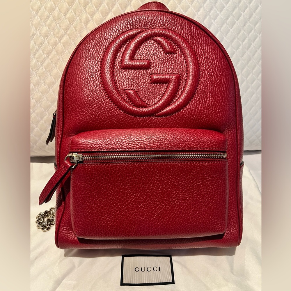 *** ❌SOLD❌ *** Authentic GUCCI  Soho Leather Chain Backpack